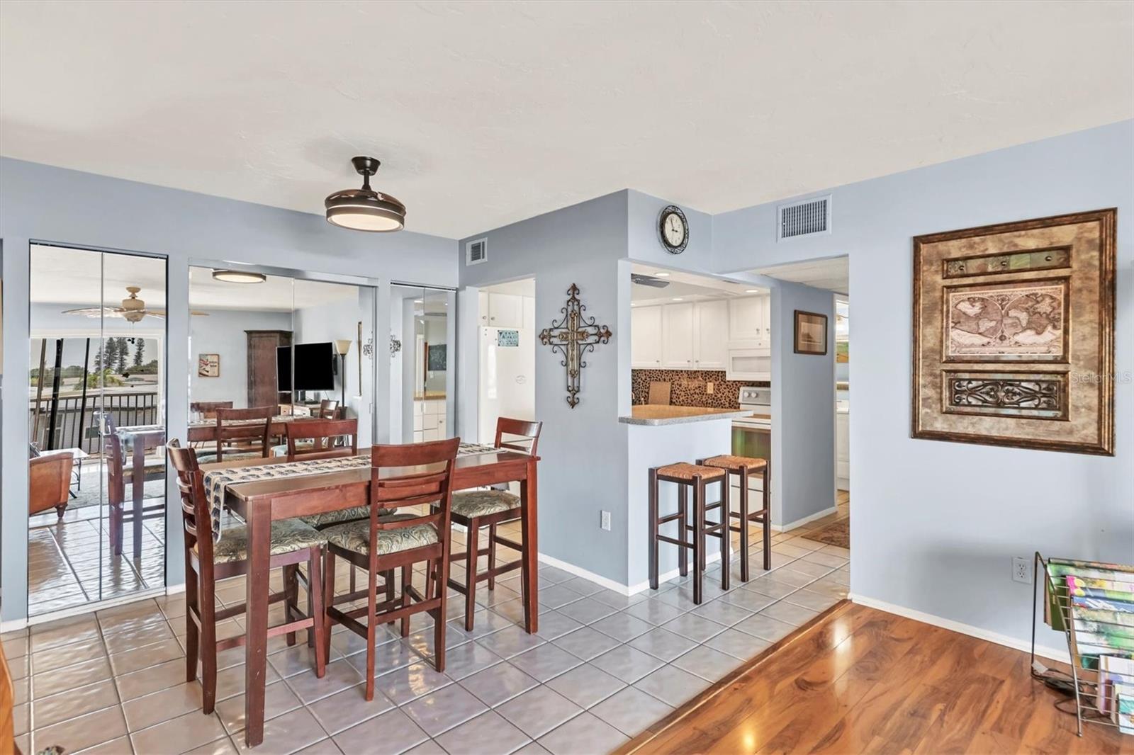 1714 69TH AVE W #B205, BRADENTON, FL, 34207