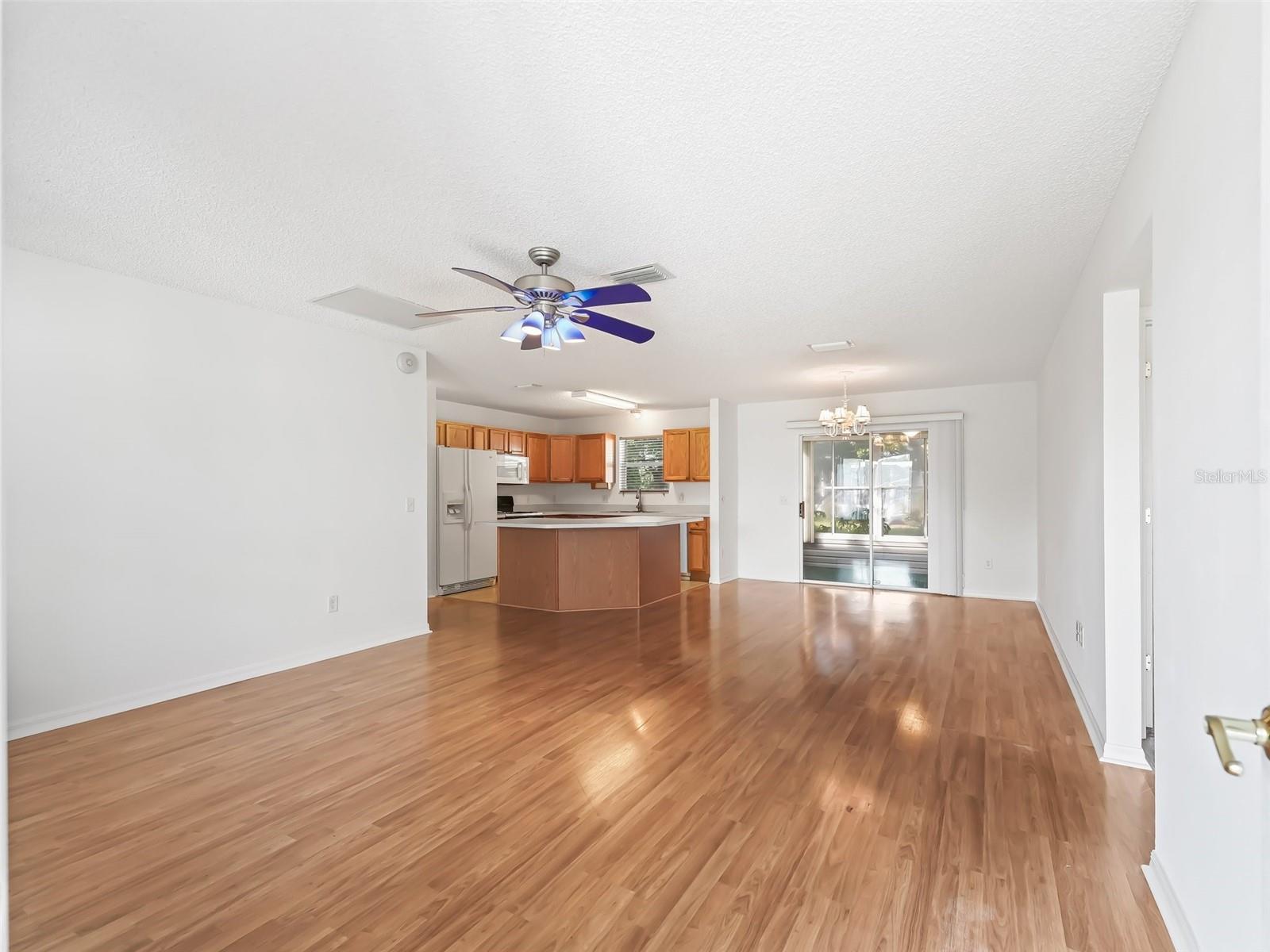 3330 RESTON DR, THE VILLAGES, FL, 32162
