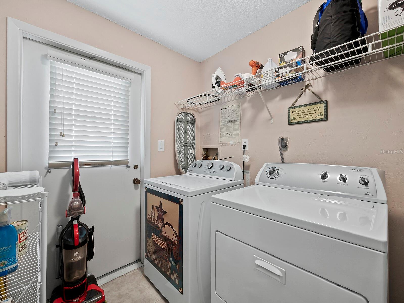 569 SUTTON PL, LONGBOAT KEY, FL, 34228