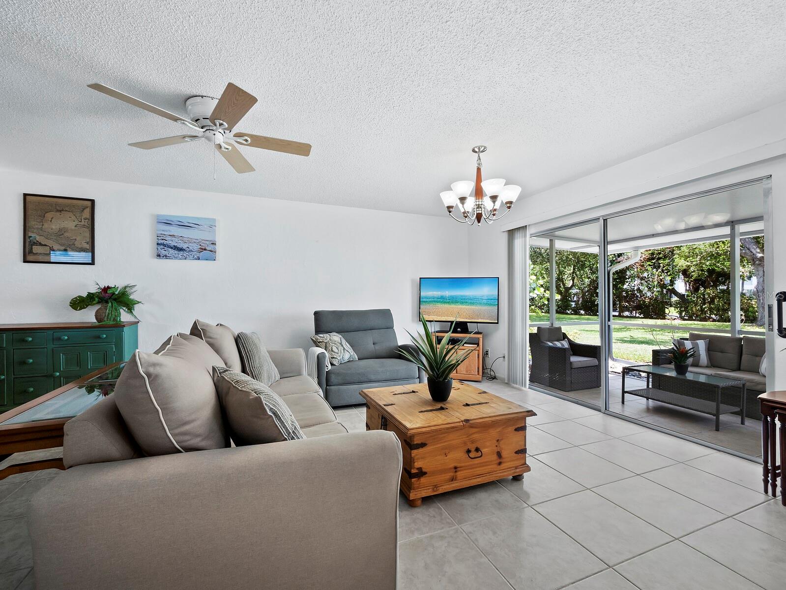569 SUTTON PL, LONGBOAT KEY, FL, 34228