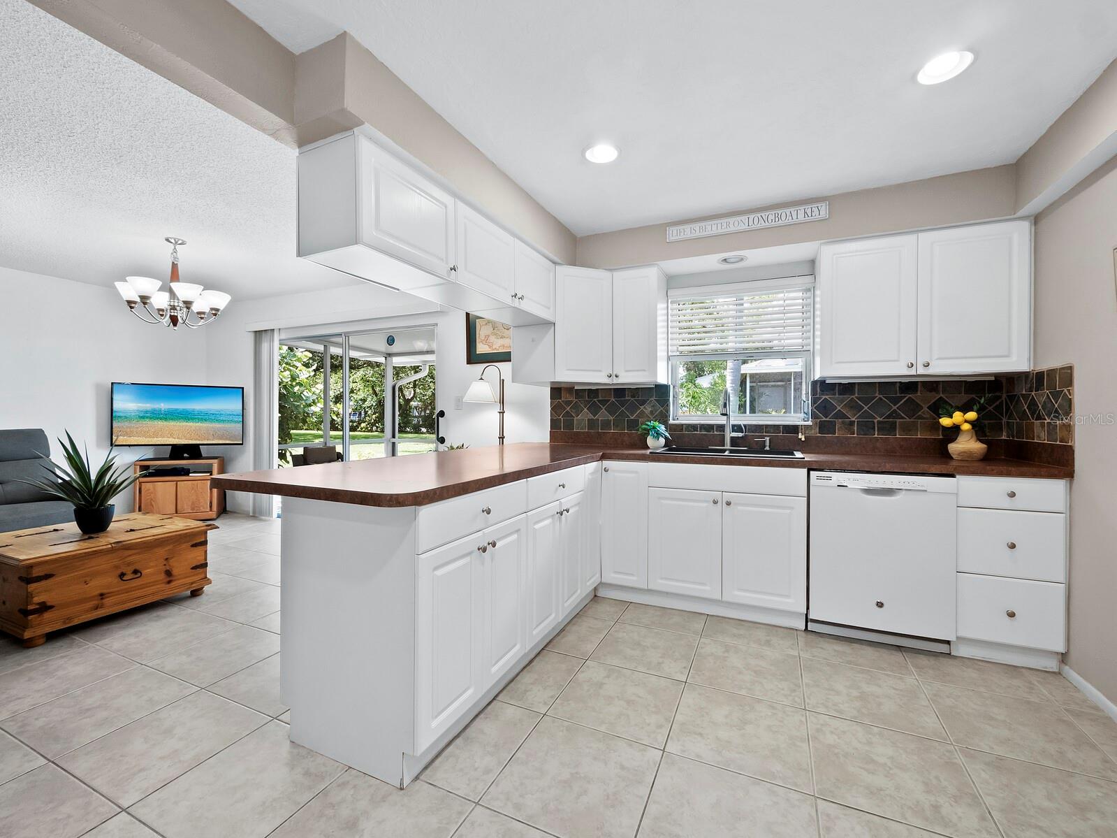 569 SUTTON PL, LONGBOAT KEY, FL, 34228