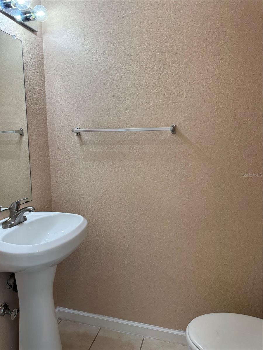 4961 NW 43RD AVE #105, GAINESVILLE, FL, 32606