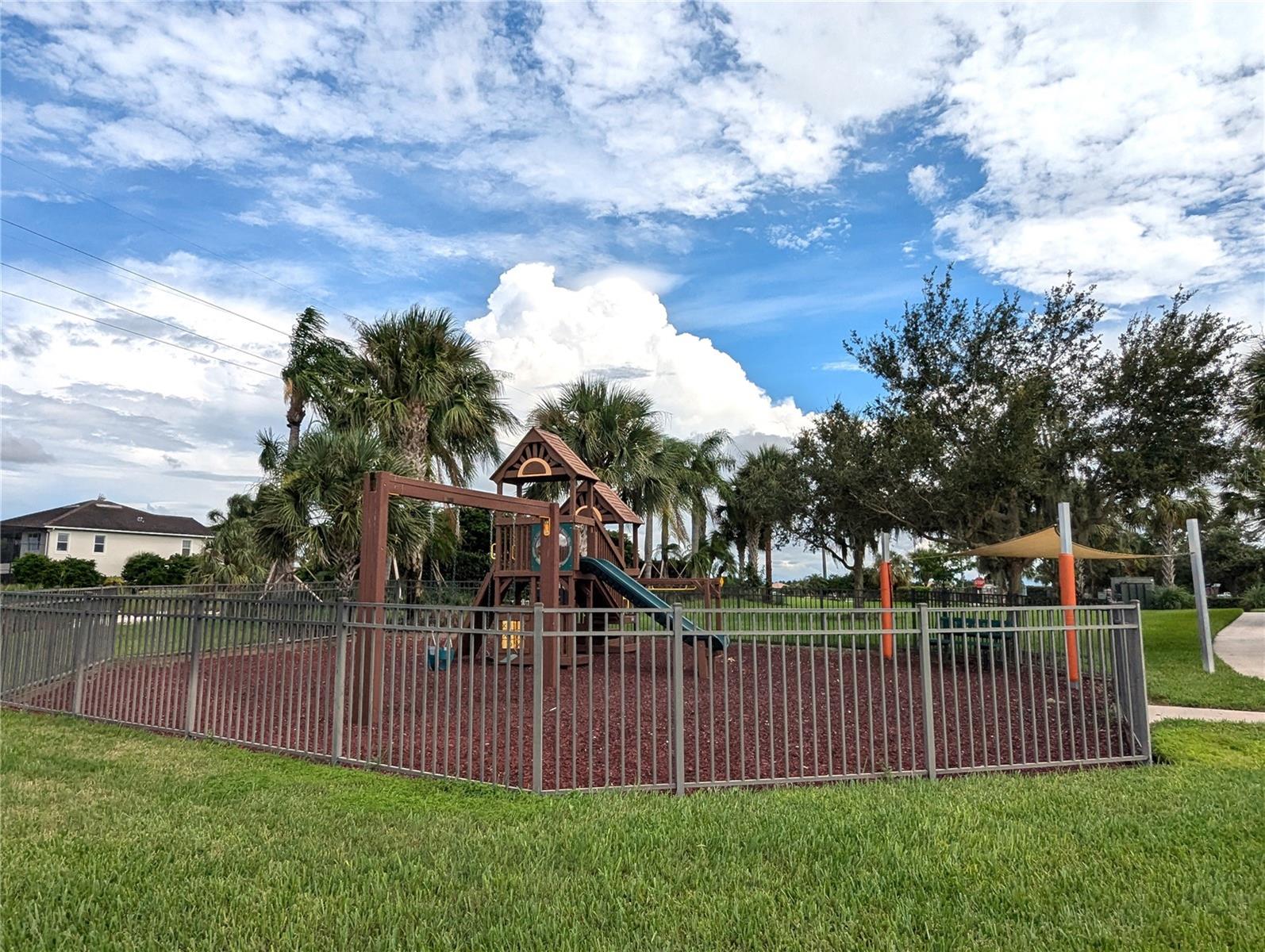 917 RIVERSCAPE ST, BRADENTON, FL, 34208