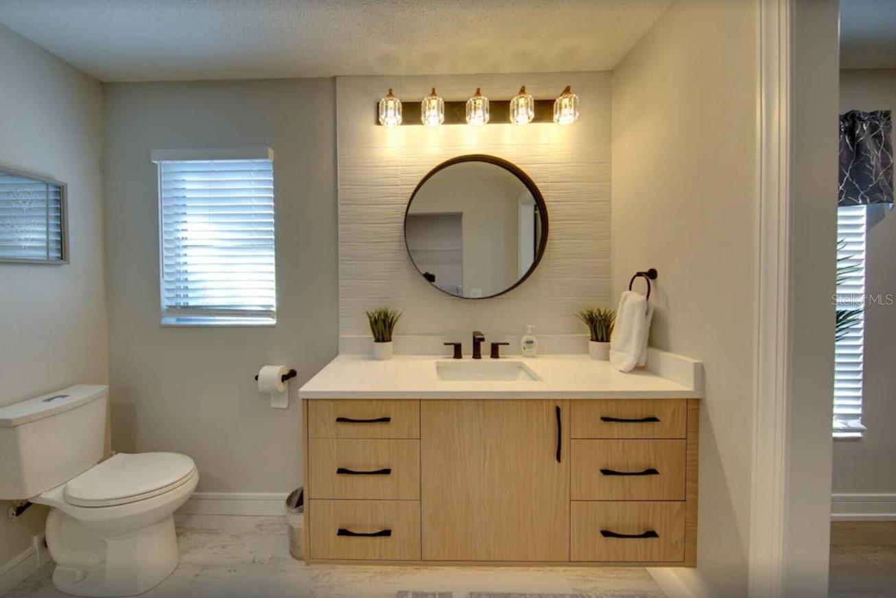2428 WHIPPOORWILL CIR, SARASOTA, FL, 34231