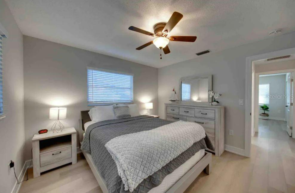 2428 WHIPPOORWILL CIR, SARASOTA, FL, 34231