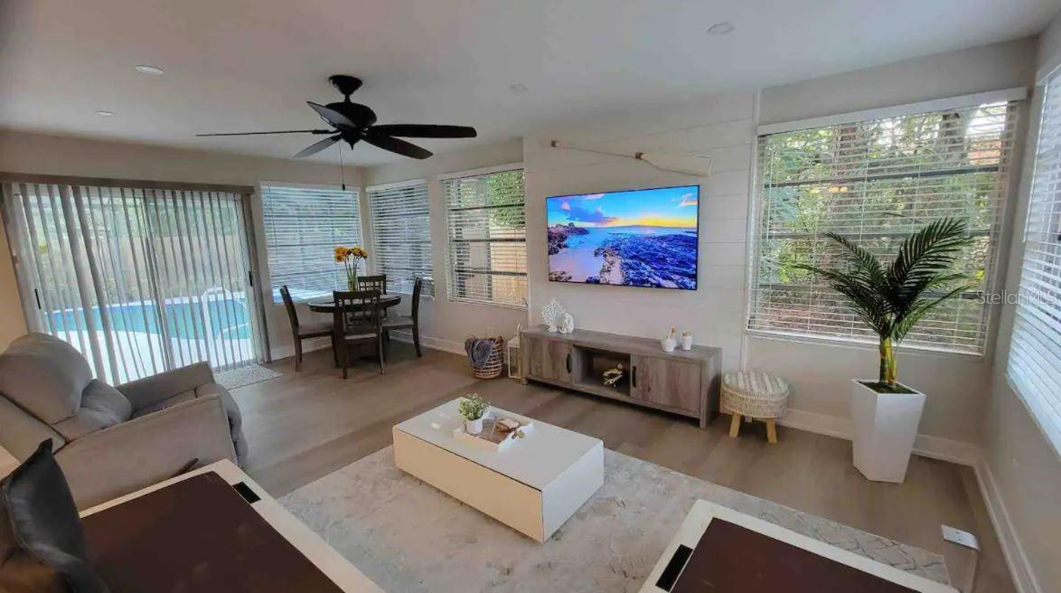 2428 WHIPPOORWILL CIR, SARASOTA, FL, 34231