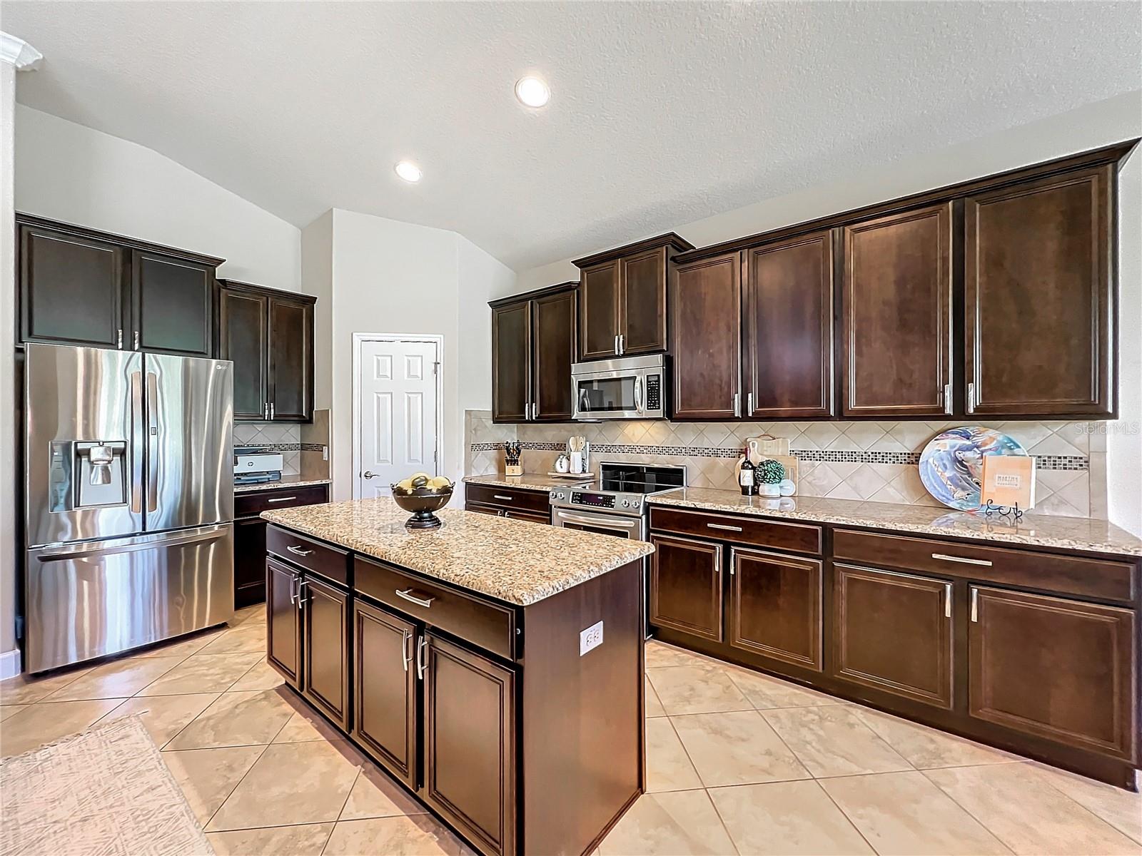 30115 KLADRUBY PT, MOUNT DORA, FL, 32757