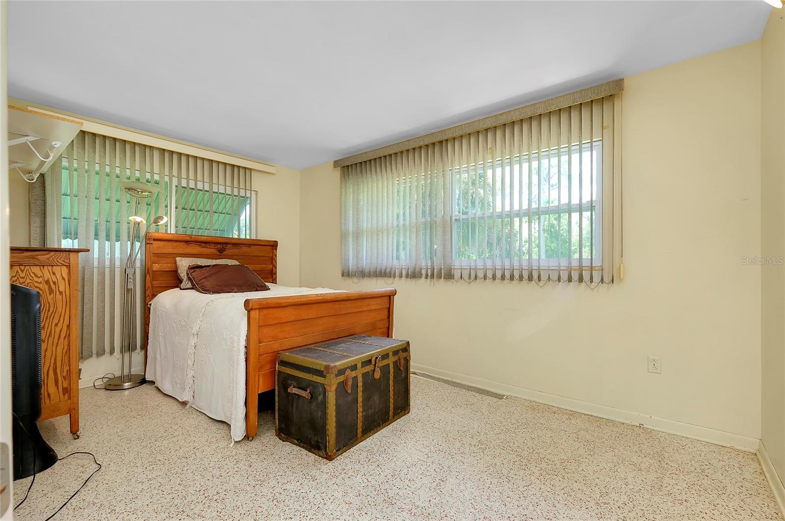 9027 E RIVER RD, VENICE, FL, 34293