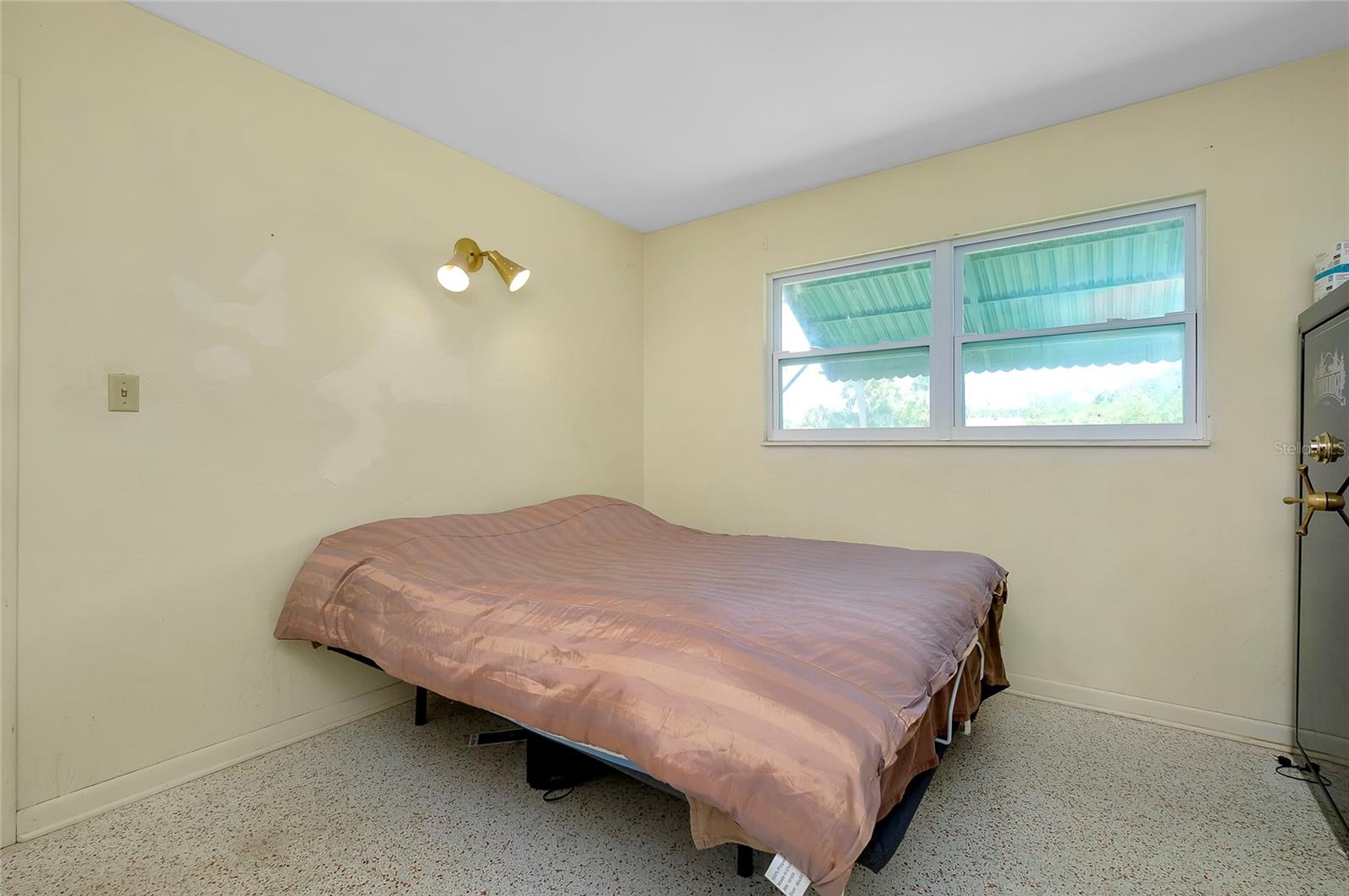 9027 E RIVER RD, VENICE, FL, 34293