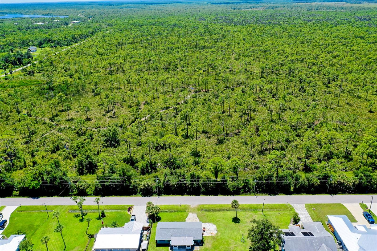 9027 E RIVER RD, VENICE, FL, 34293