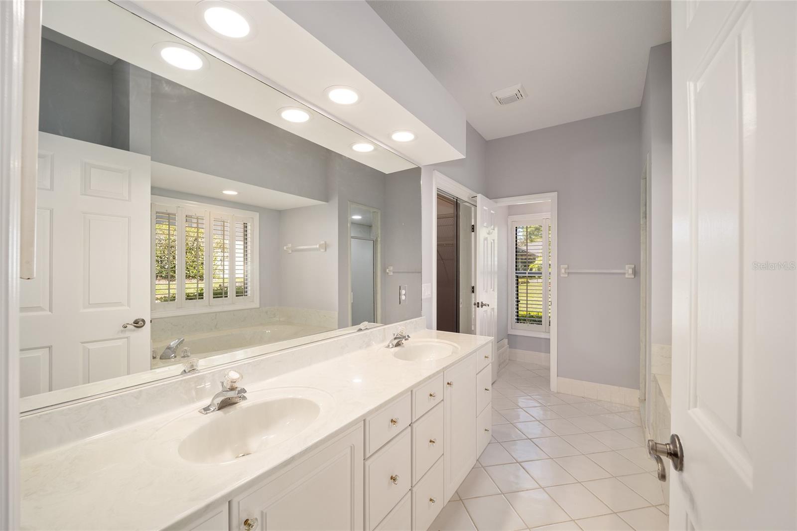 3025 W BERMUDA DUNES DR, LECANTO, FL, 34461