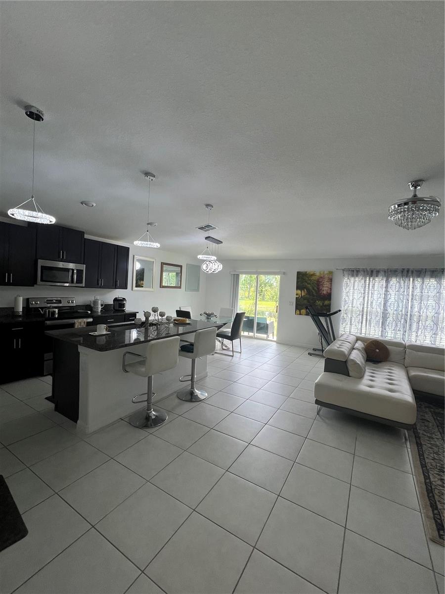 1231 TAHITIAN SUNRISE DR, PLANT CITY, FL, 33565