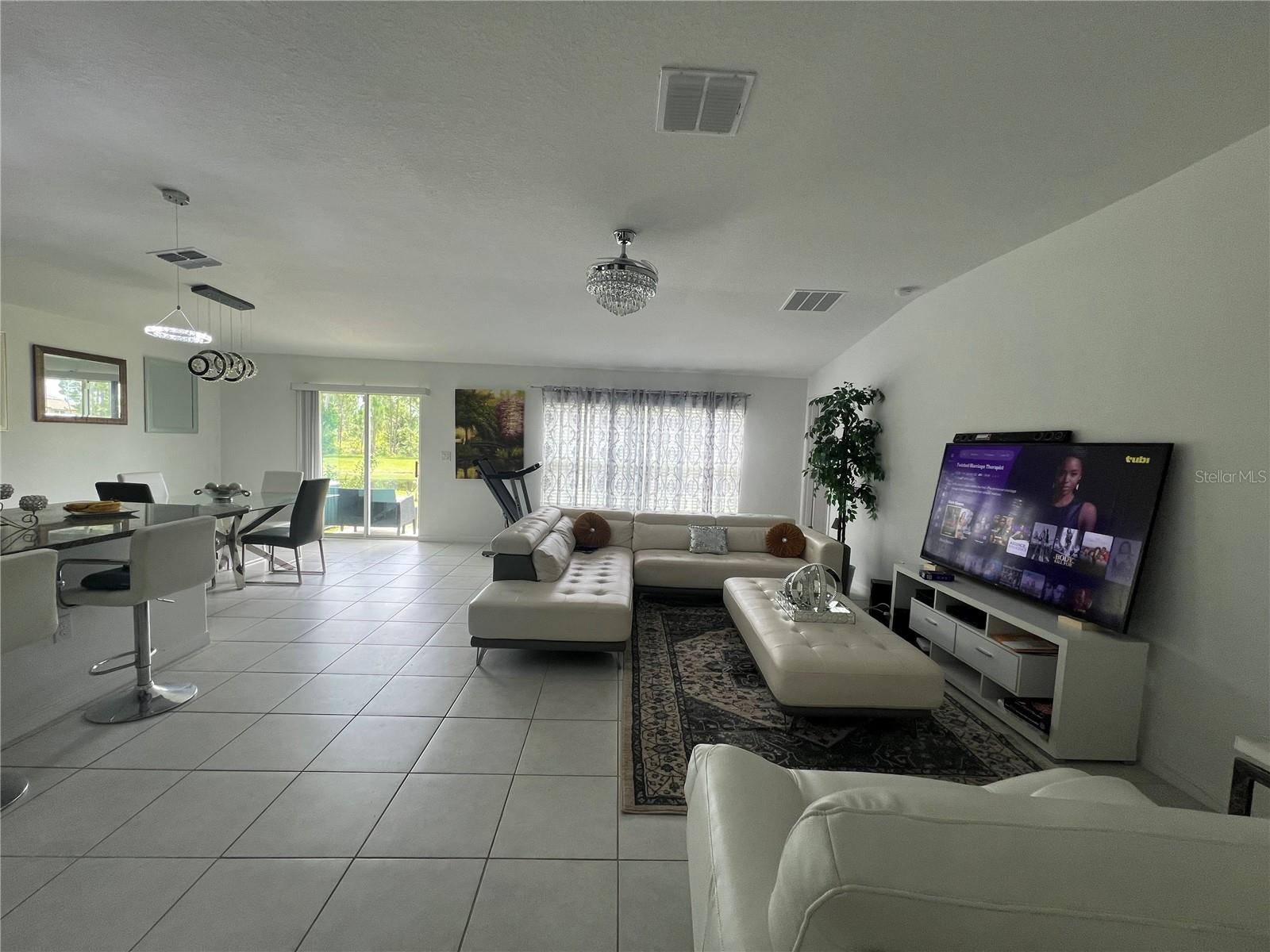 1231 TAHITIAN SUNRISE DR, PLANT CITY, FL, 33565