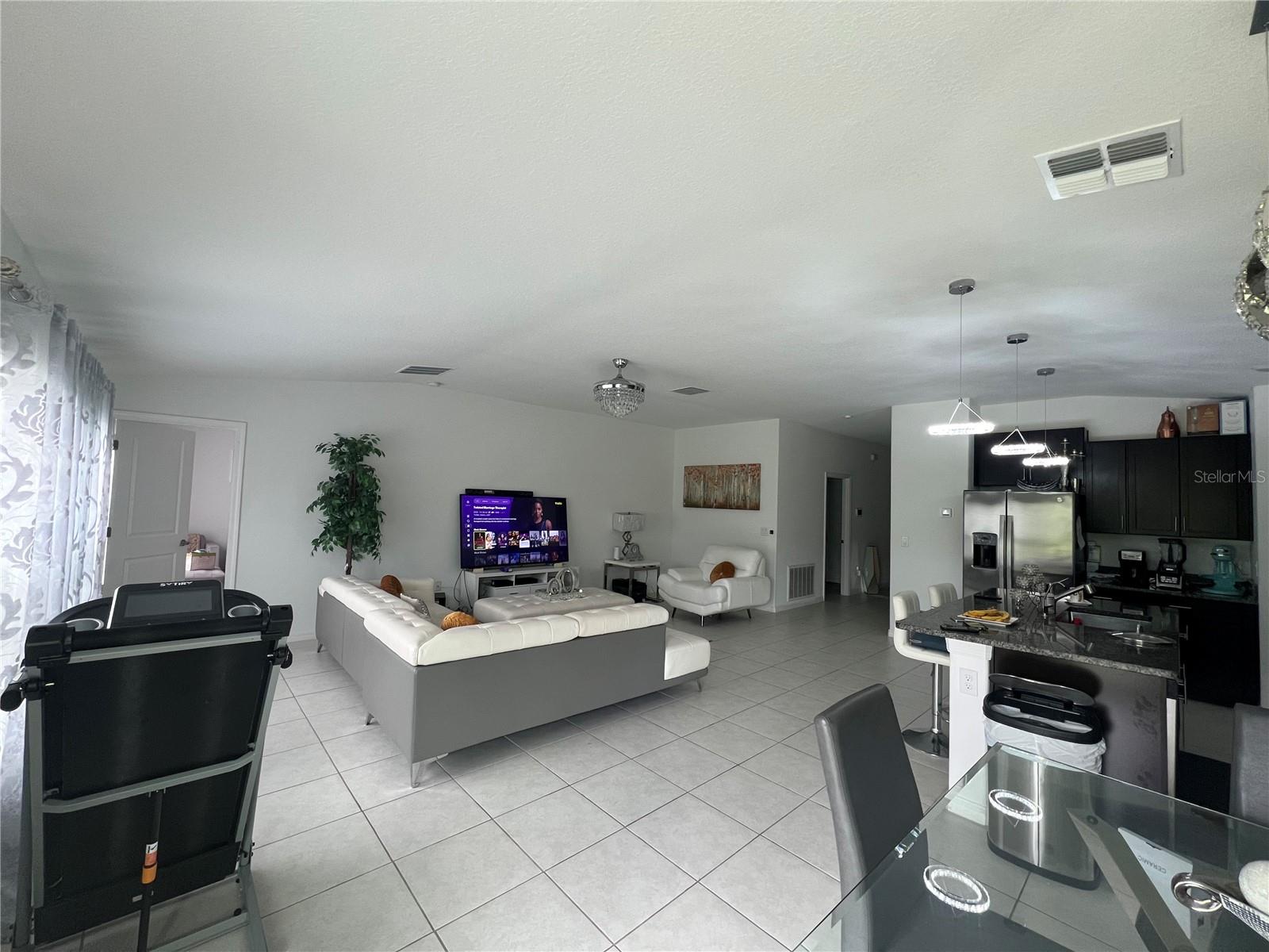 1231 TAHITIAN SUNRISE DR, PLANT CITY, FL, 33565