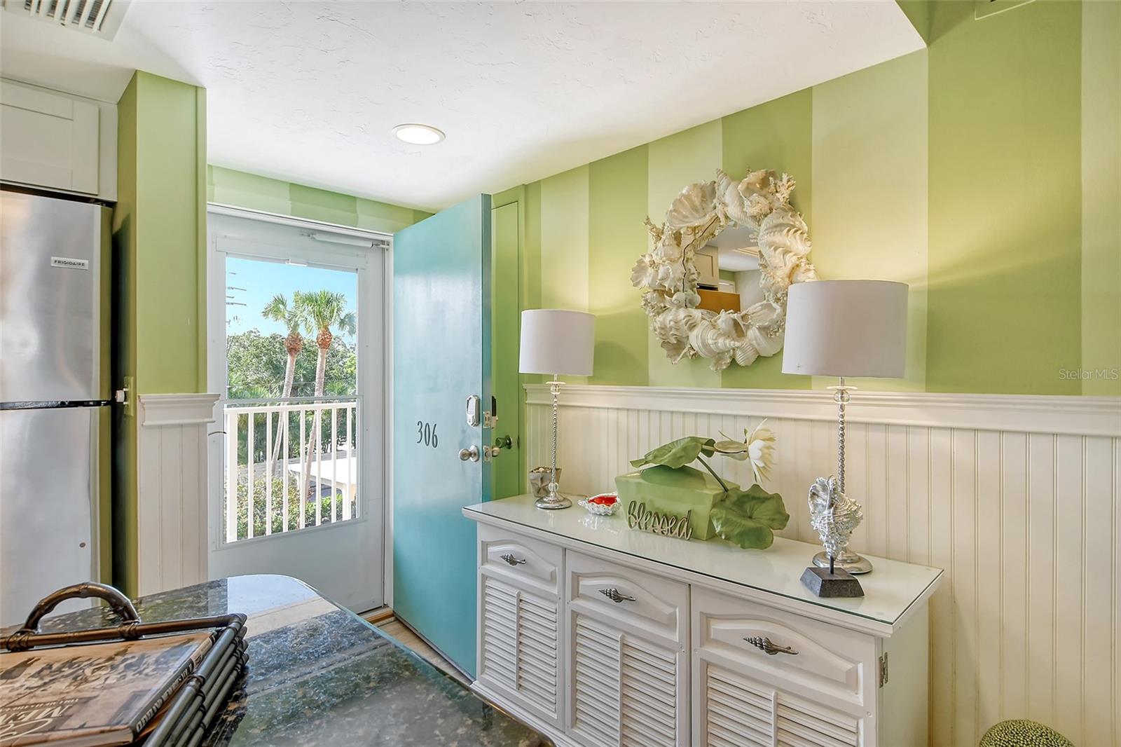 1257 S PORTOFINO DR #306, SARASOTA, FL, 34242