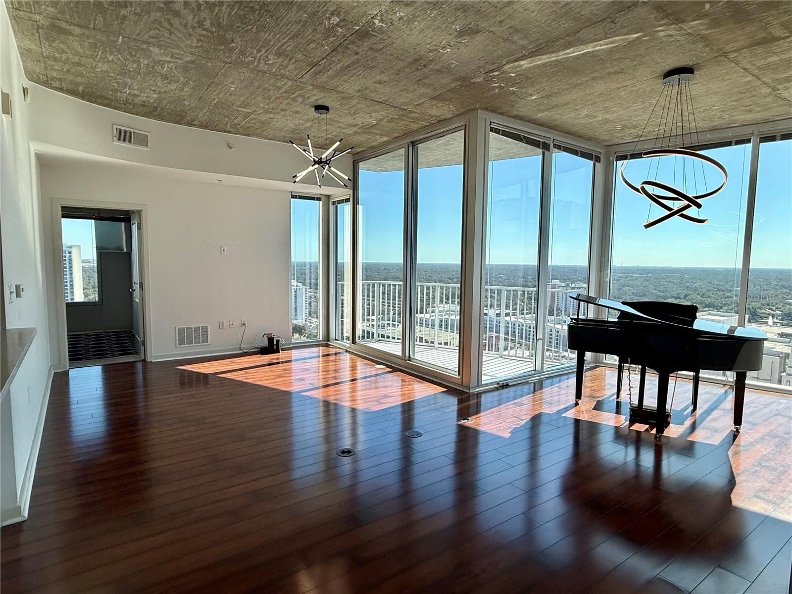 155 S COURT AVE #1801, ORLANDO, FL, 32801