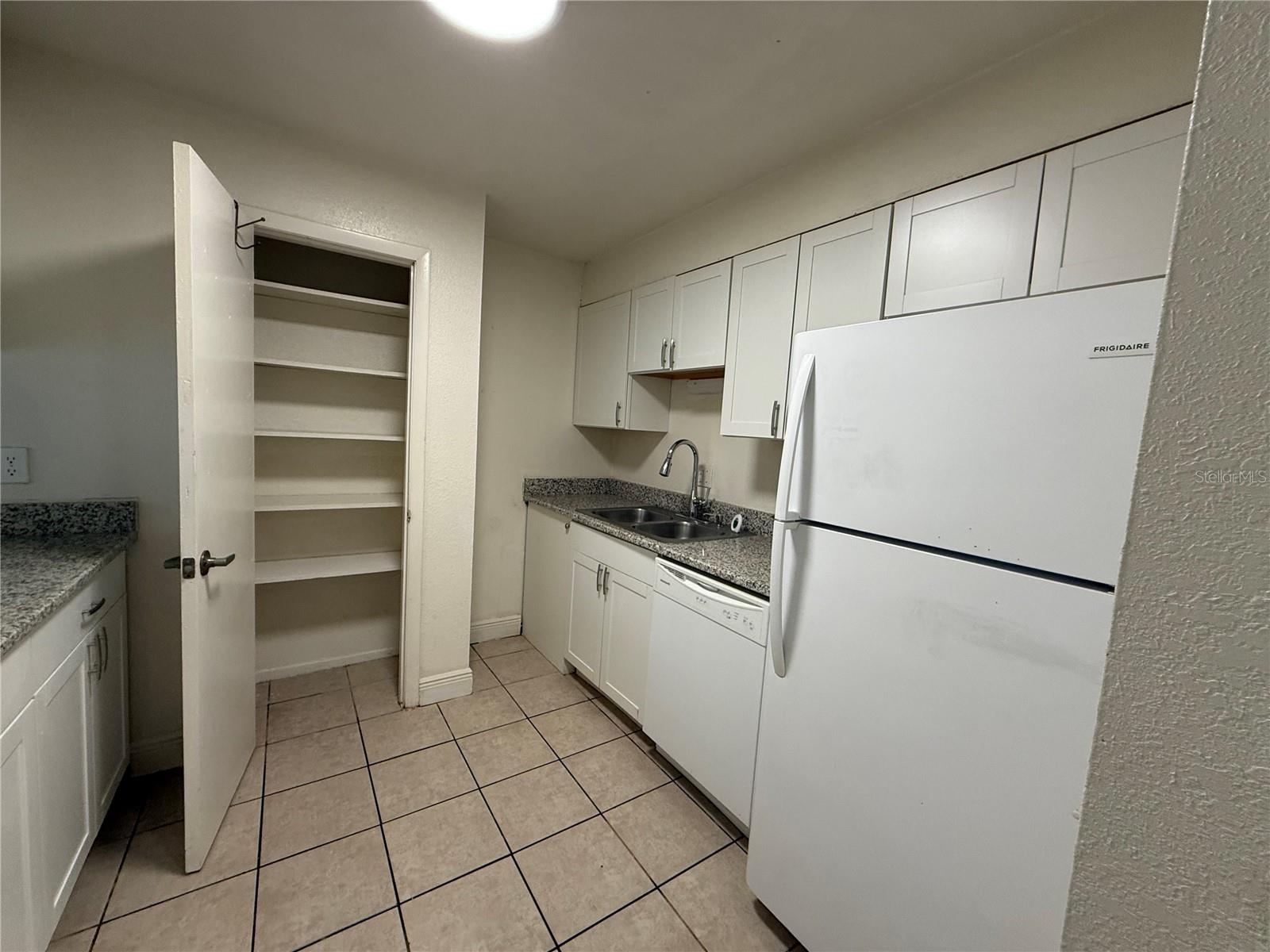 2020 CONTINENTAL AVE #104, TALLAHASSEE, FL, 32304