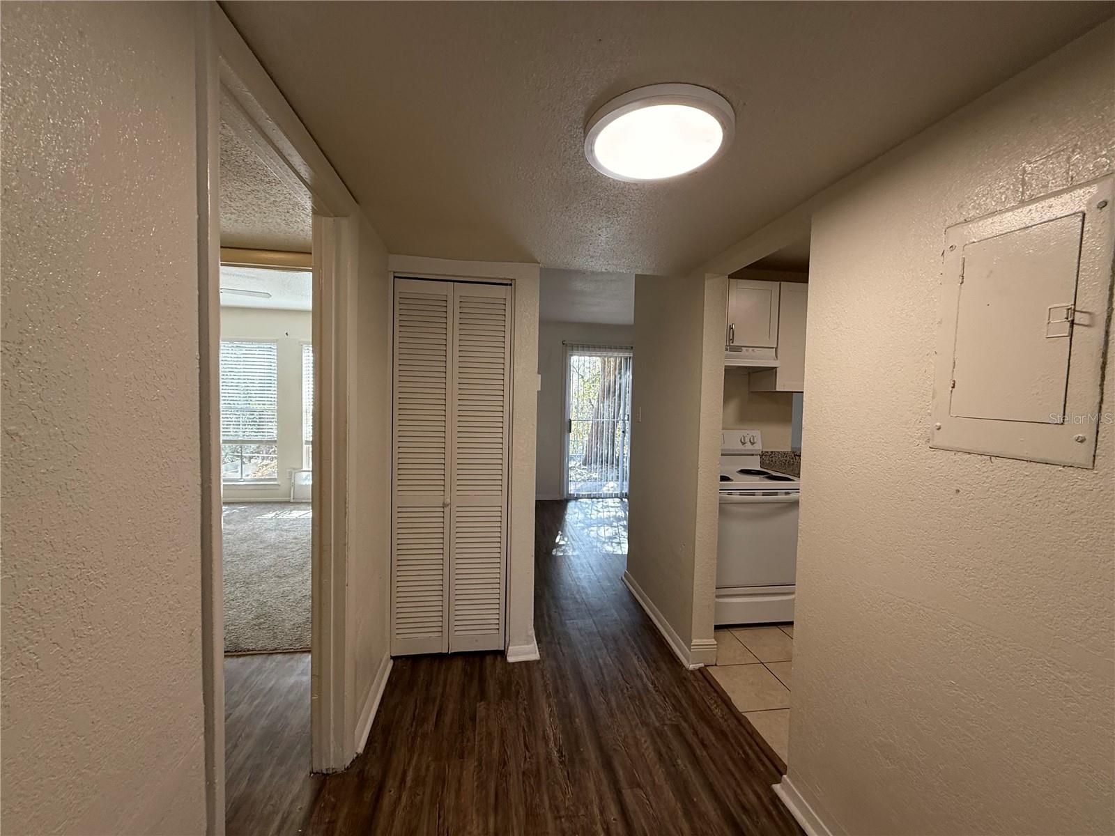 2020 CONTINENTAL AVE #104, TALLAHASSEE, FL, 32304