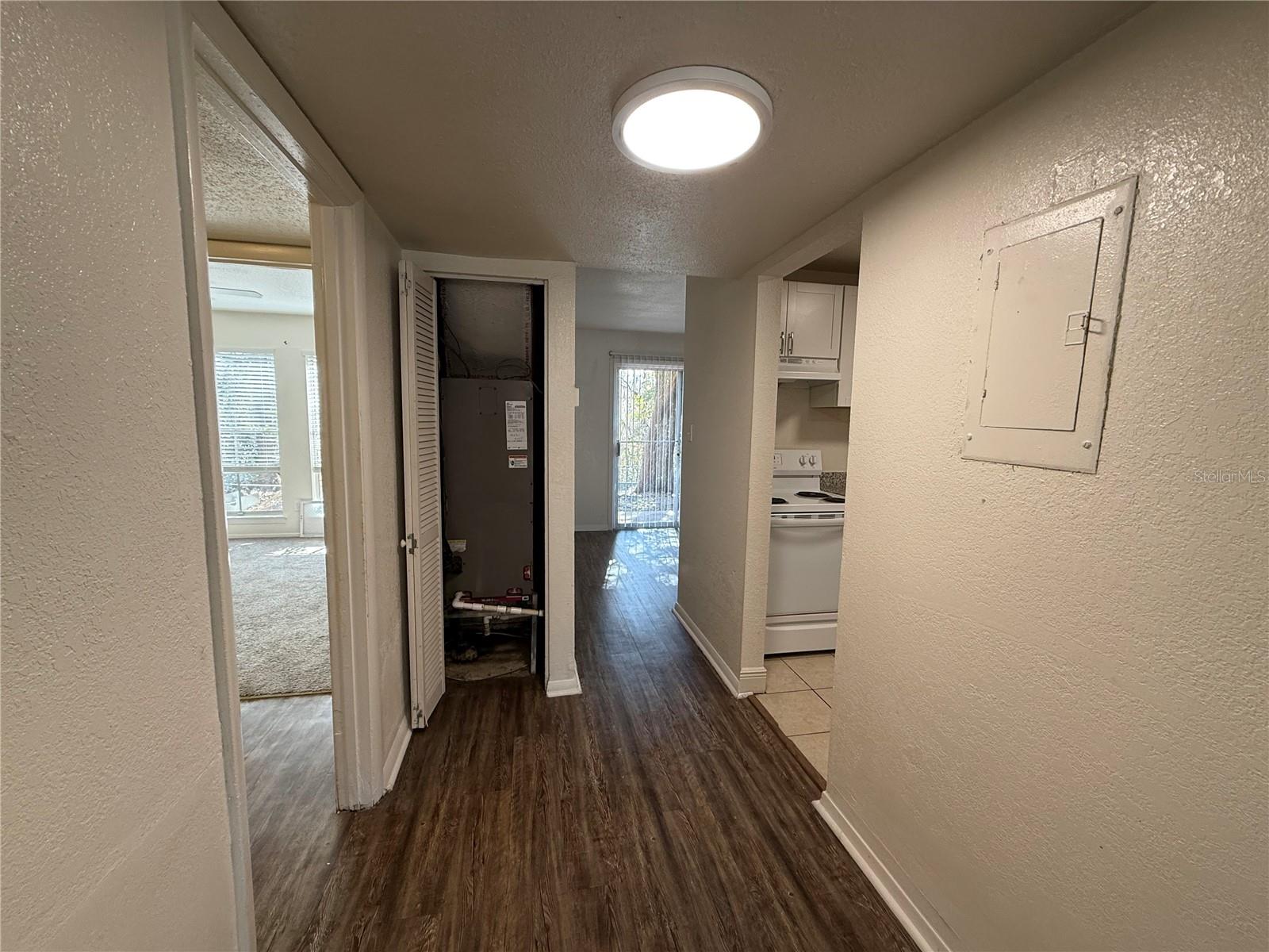 2020 CONTINENTAL AVE #104, TALLAHASSEE, FL, 32304