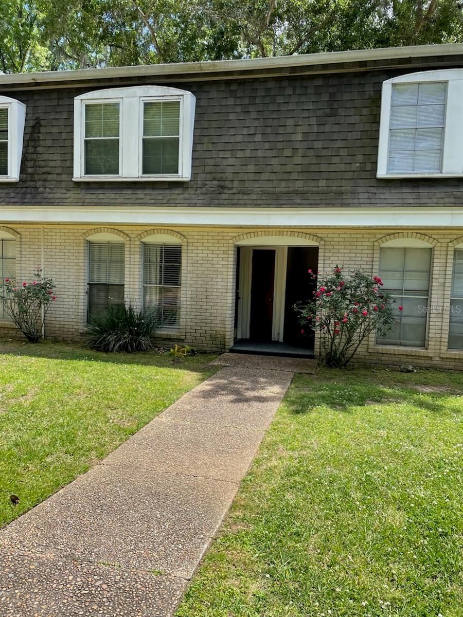 2020 CONTINENTAL AVE #104, TALLAHASSEE, FL, 32304
