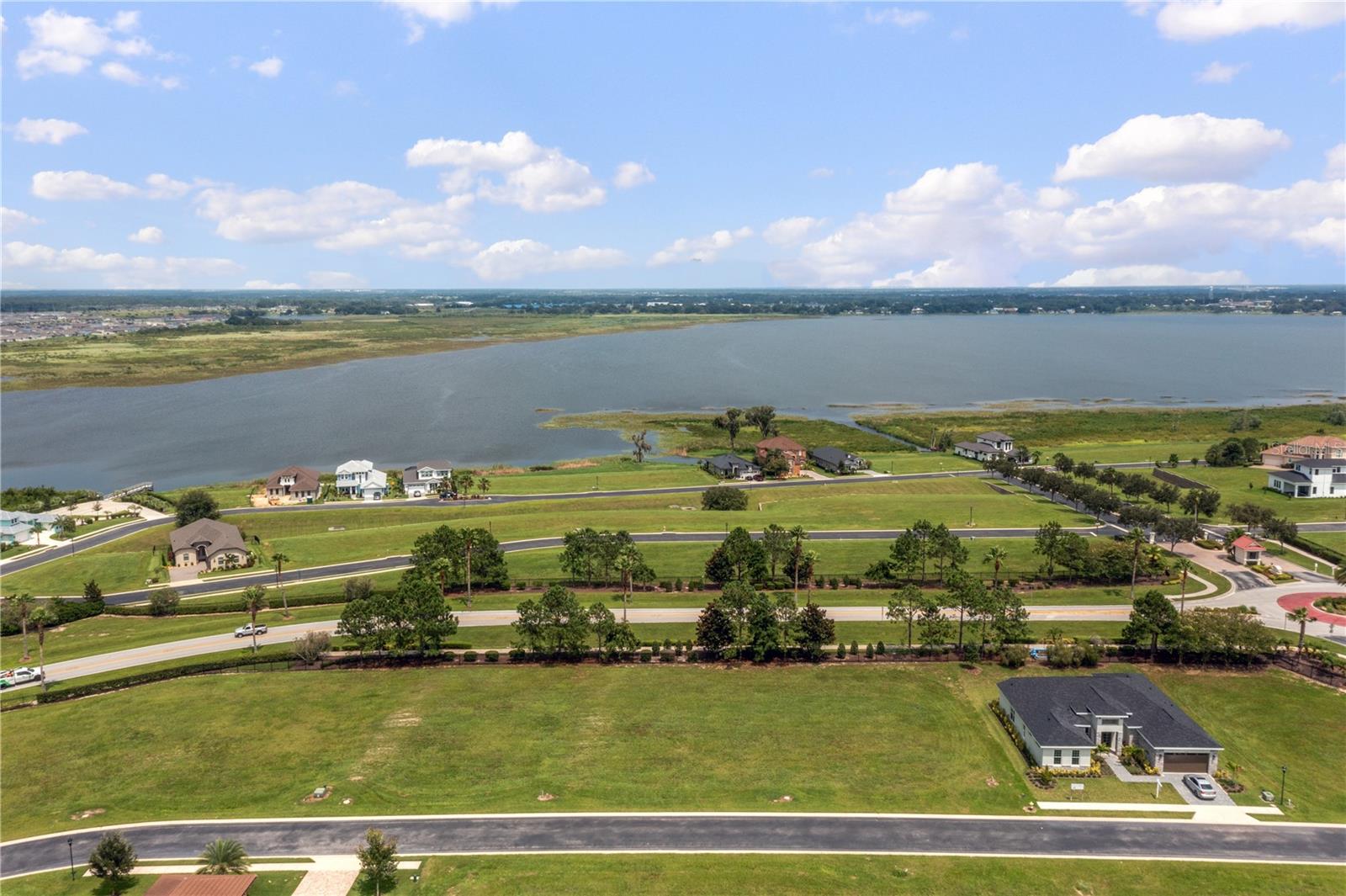 831 WATERFERN TRAIL DR, AUBURNDALE, FL, 33823