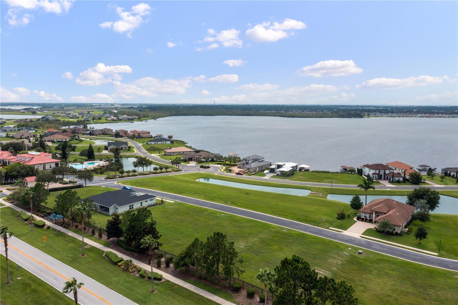831 WATERFERN TRAIL DR, AUBURNDALE, FL, 33823