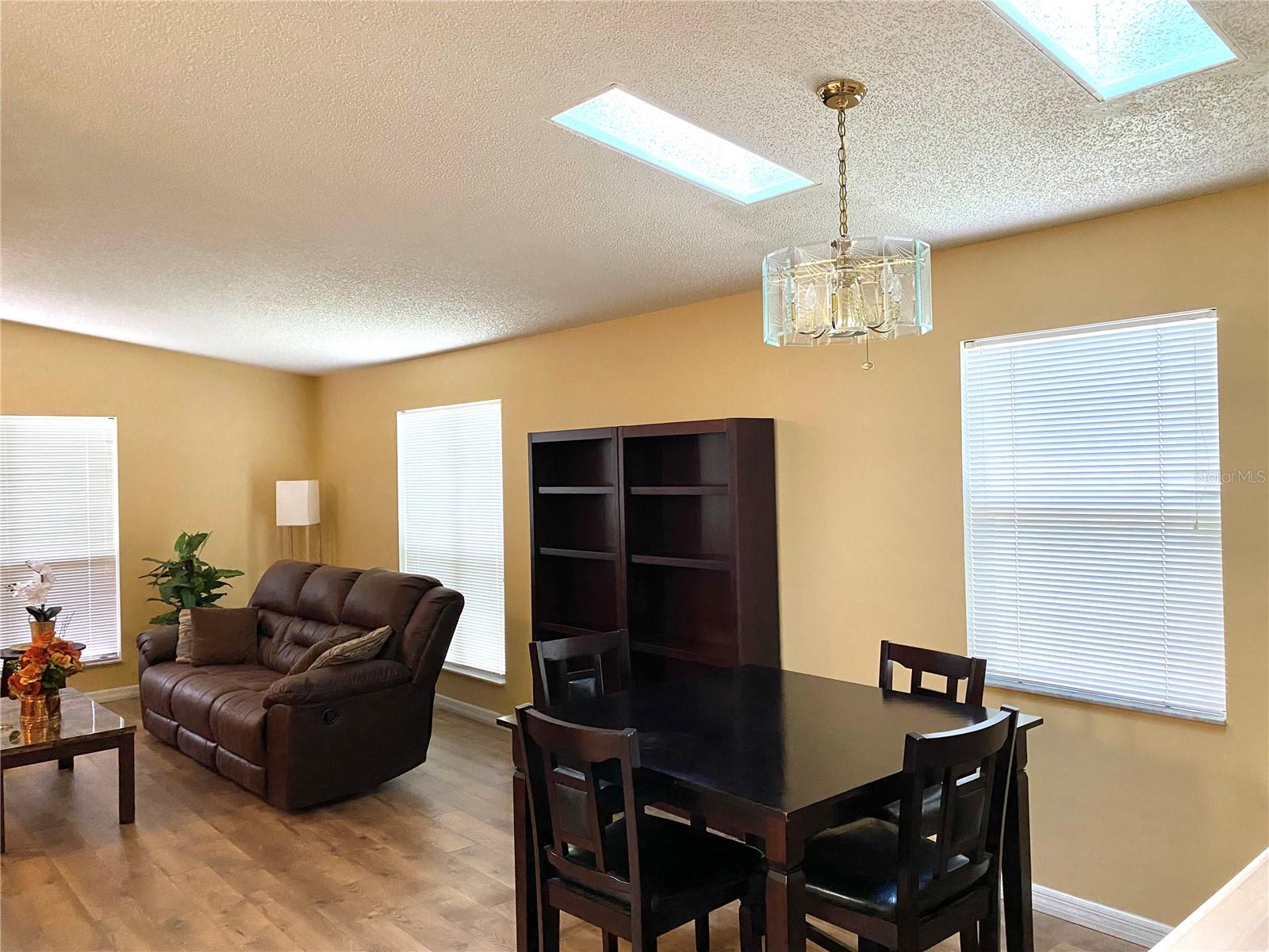 1150 PARADISE DR, THE VILLAGES, FL, 32159