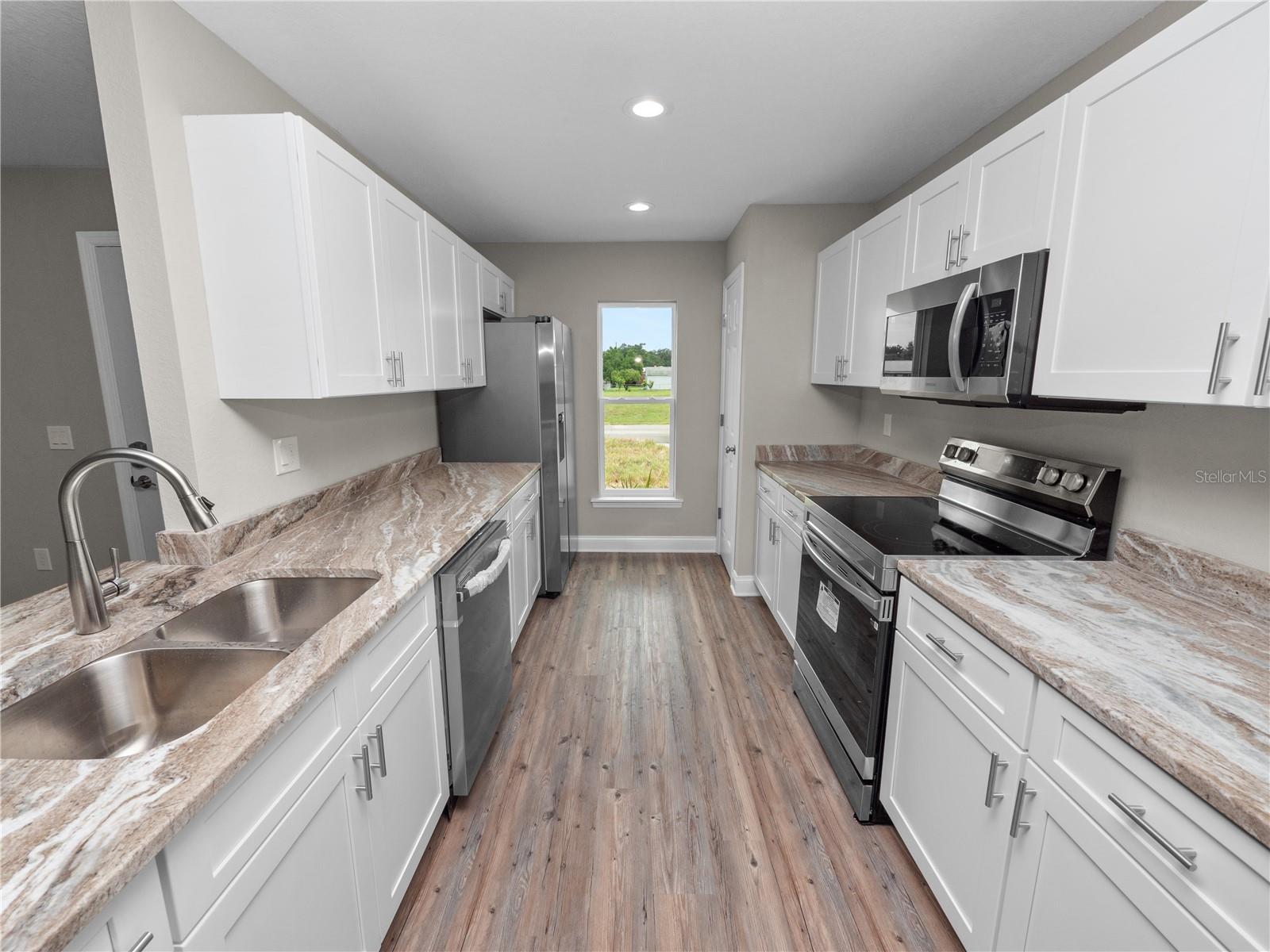 522 S PERRY AVE, FORT MEADE, FL, 33841