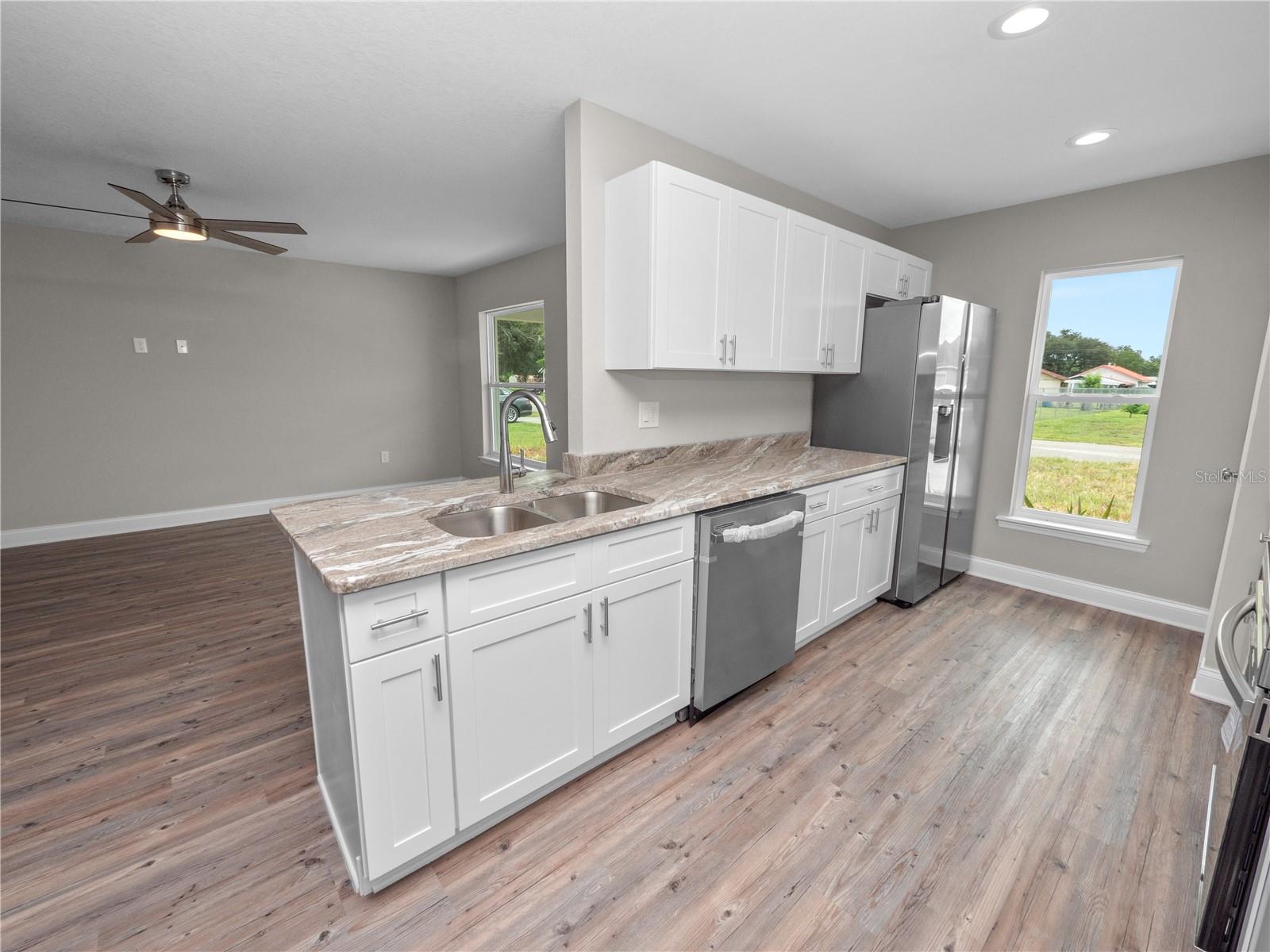 522 S PERRY AVE, FORT MEADE, FL, 33841