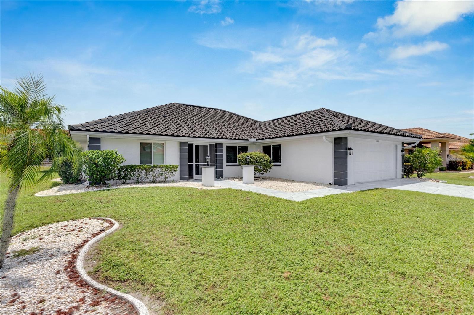 2028 BERRY ROBERTS DR #52, SUN CITY CENTER, FL, 33573