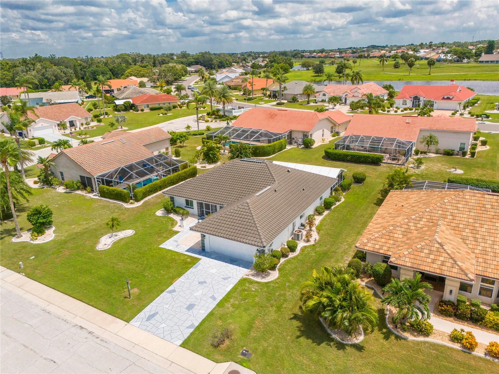 2028 BERRY ROBERTS DR #52, SUN CITY CENTER, FL, 33573