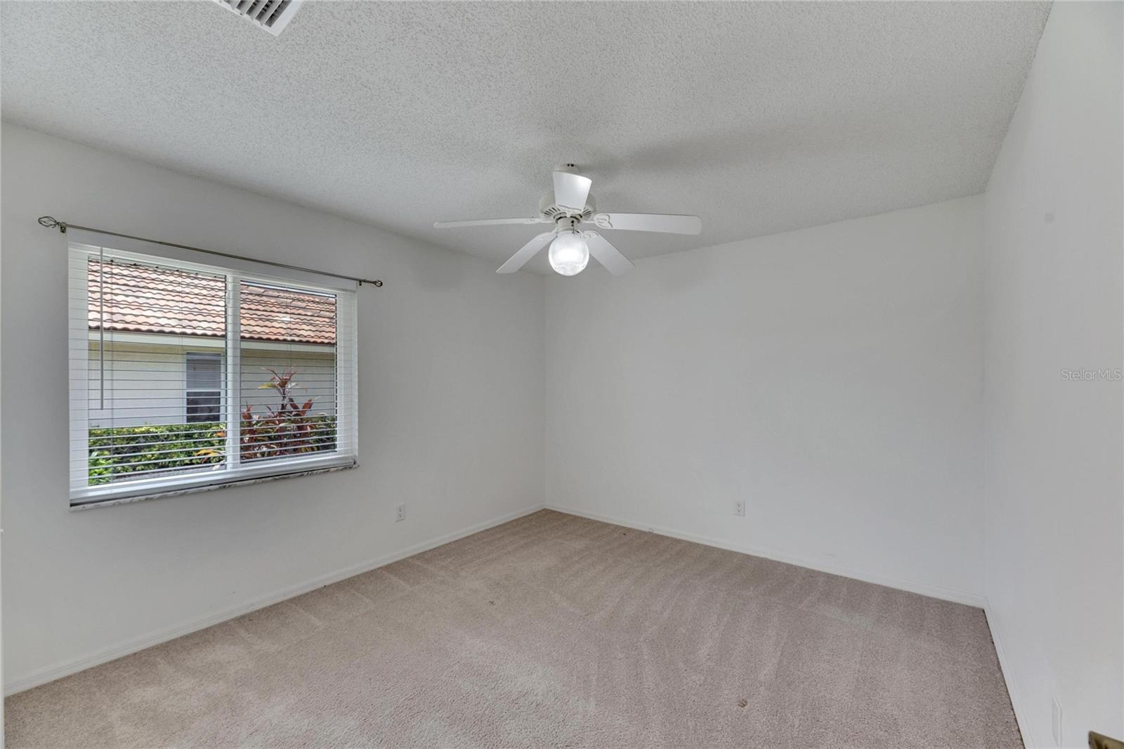 2028 BERRY ROBERTS DR #52, SUN CITY CENTER, FL, 33573