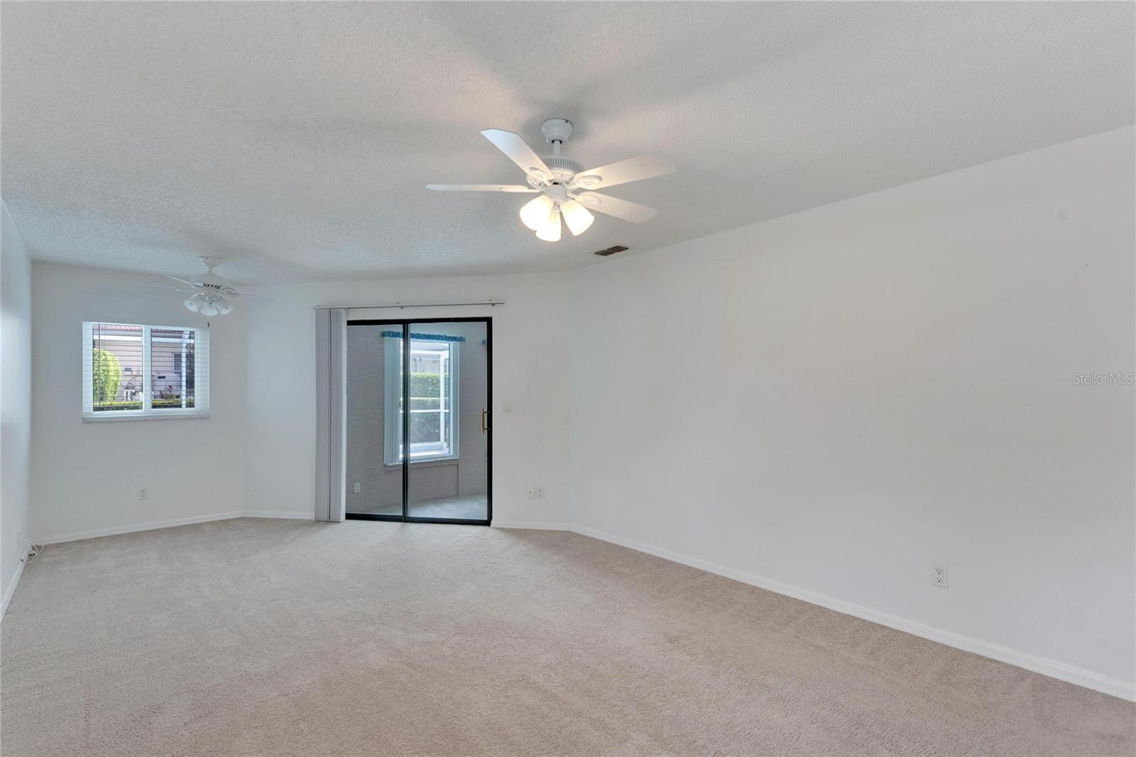 2028 BERRY ROBERTS DR #52, SUN CITY CENTER, FL, 33573