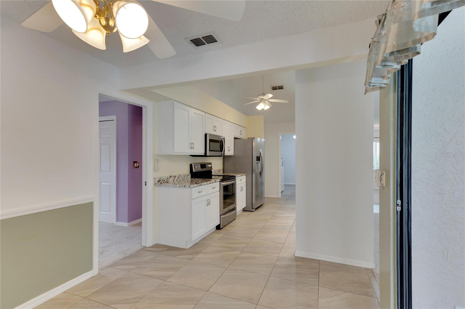 2028 BERRY ROBERTS DR #52, SUN CITY CENTER, FL, 33573