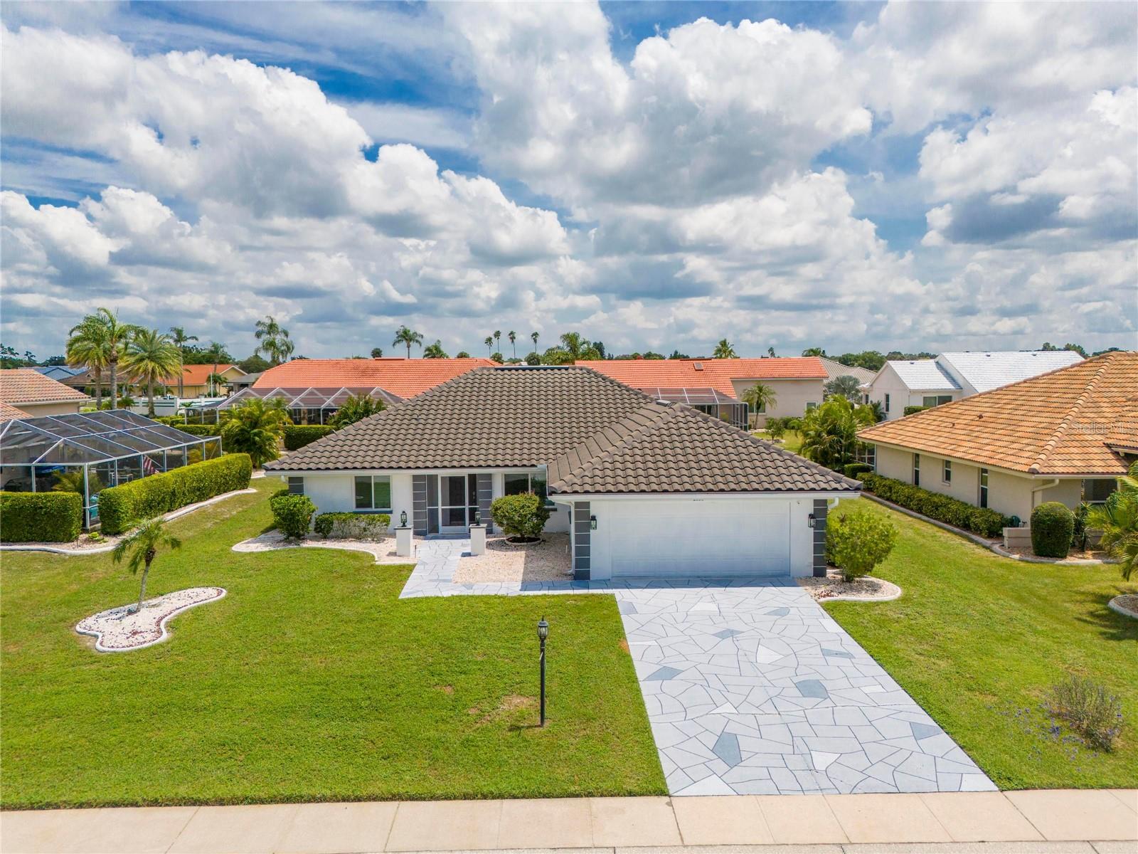 2028 BERRY ROBERTS DR #52, SUN CITY CENTER, FL, 33573