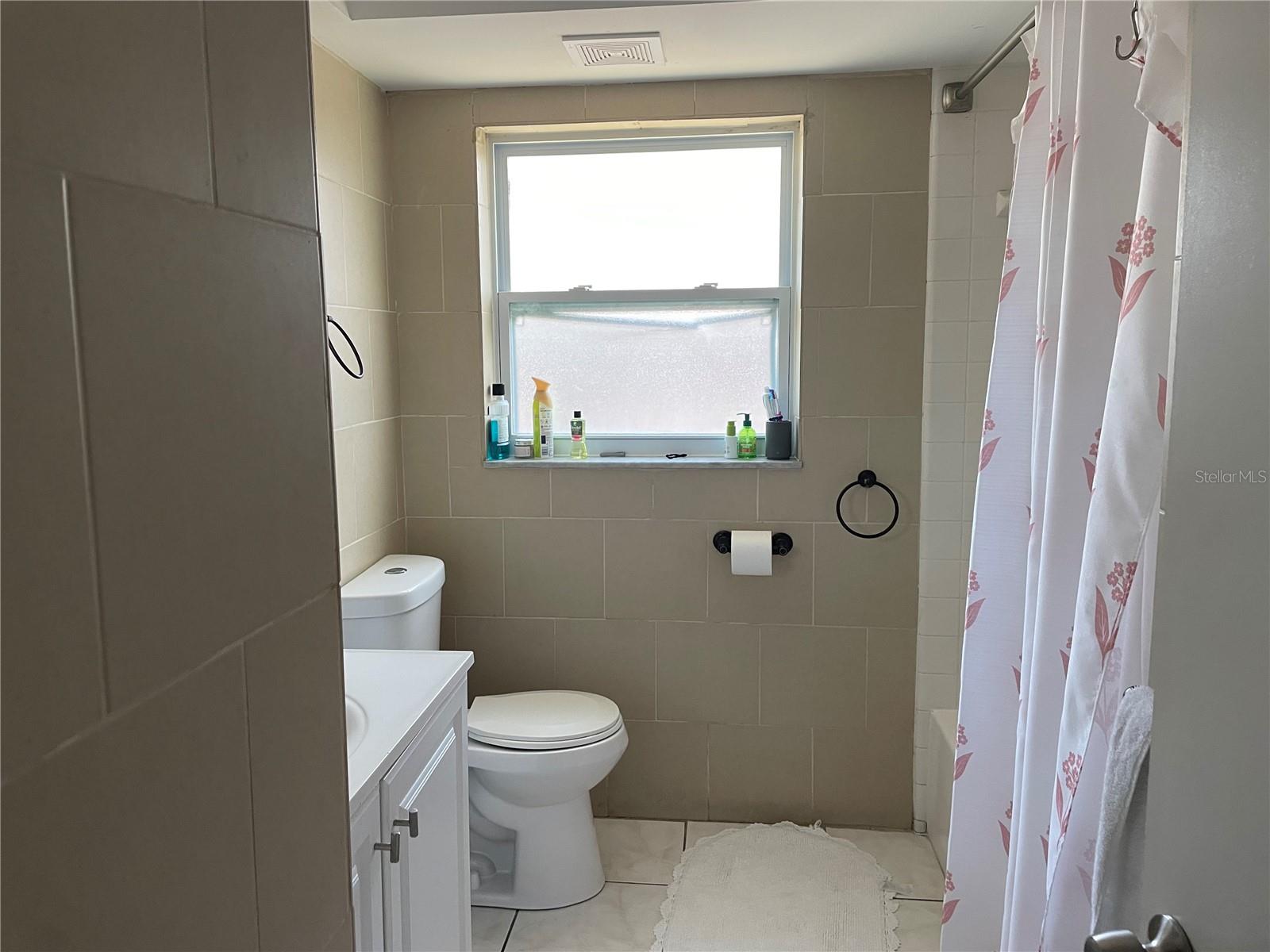 1304 AMBLE LN, CLEARWATER, FL, 33755