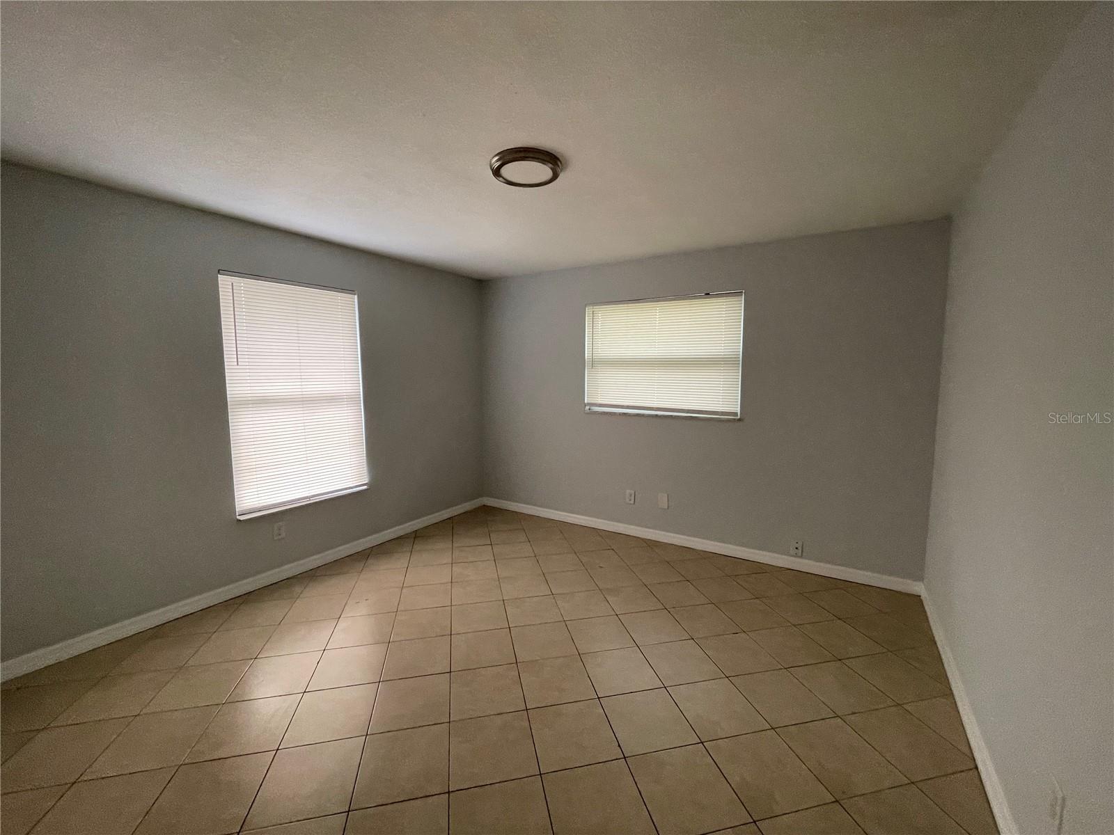 1304 AMBLE LN, CLEARWATER, FL, 33755