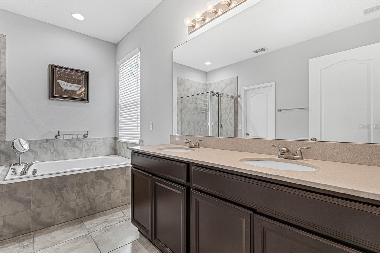 1126 WHITEWATER BAY DR, GROVELAND, FL, 34736