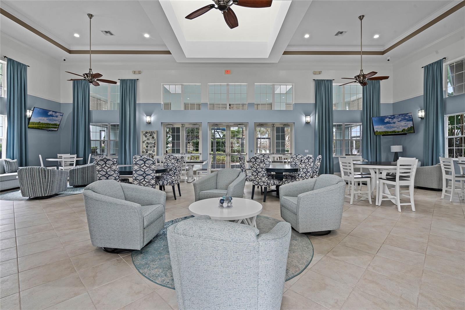 1126 WHITEWATER BAY DR, GROVELAND, FL, 34736