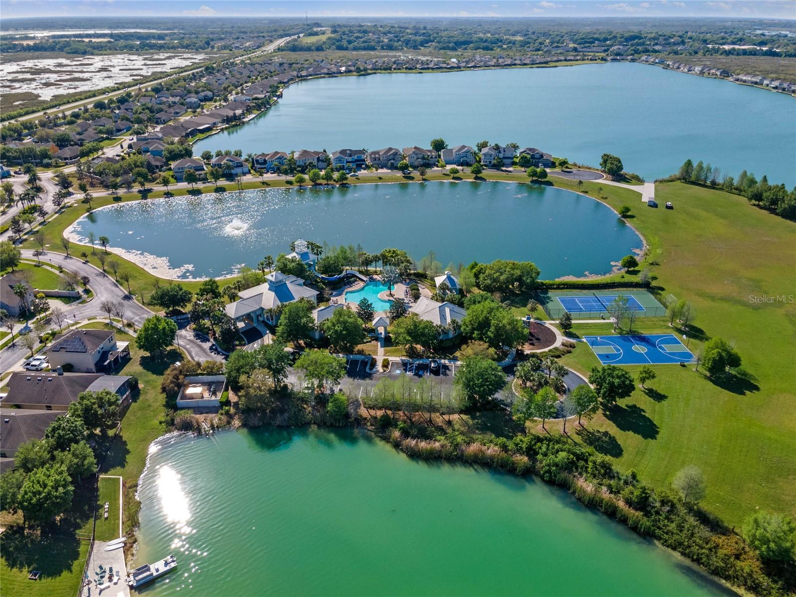 1126 WHITEWATER BAY DR, GROVELAND, FL, 34736
