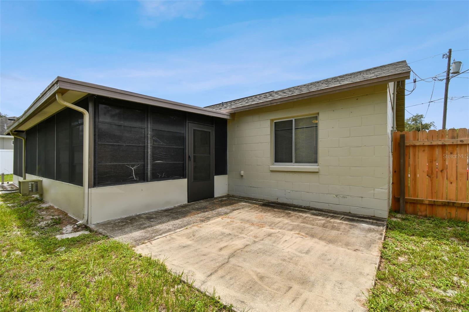 1389 RURAL HALL ST, DELTONA, FL, 32725