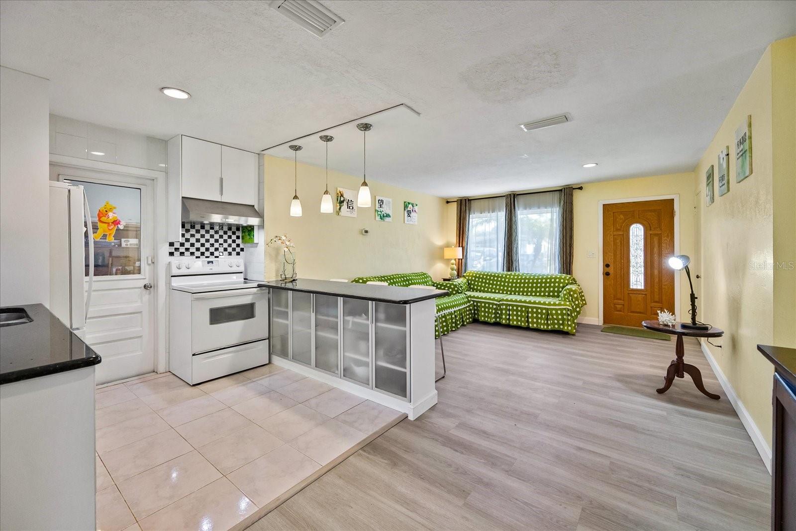 5751 15TH AVE N, ST PETERSBURG, FL, 33710