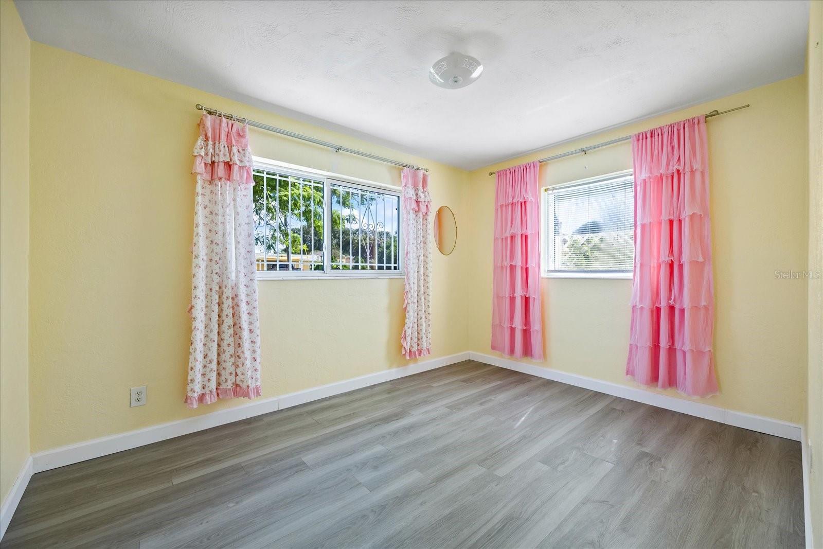 5751 15TH AVE N, ST PETERSBURG, FL, 33710