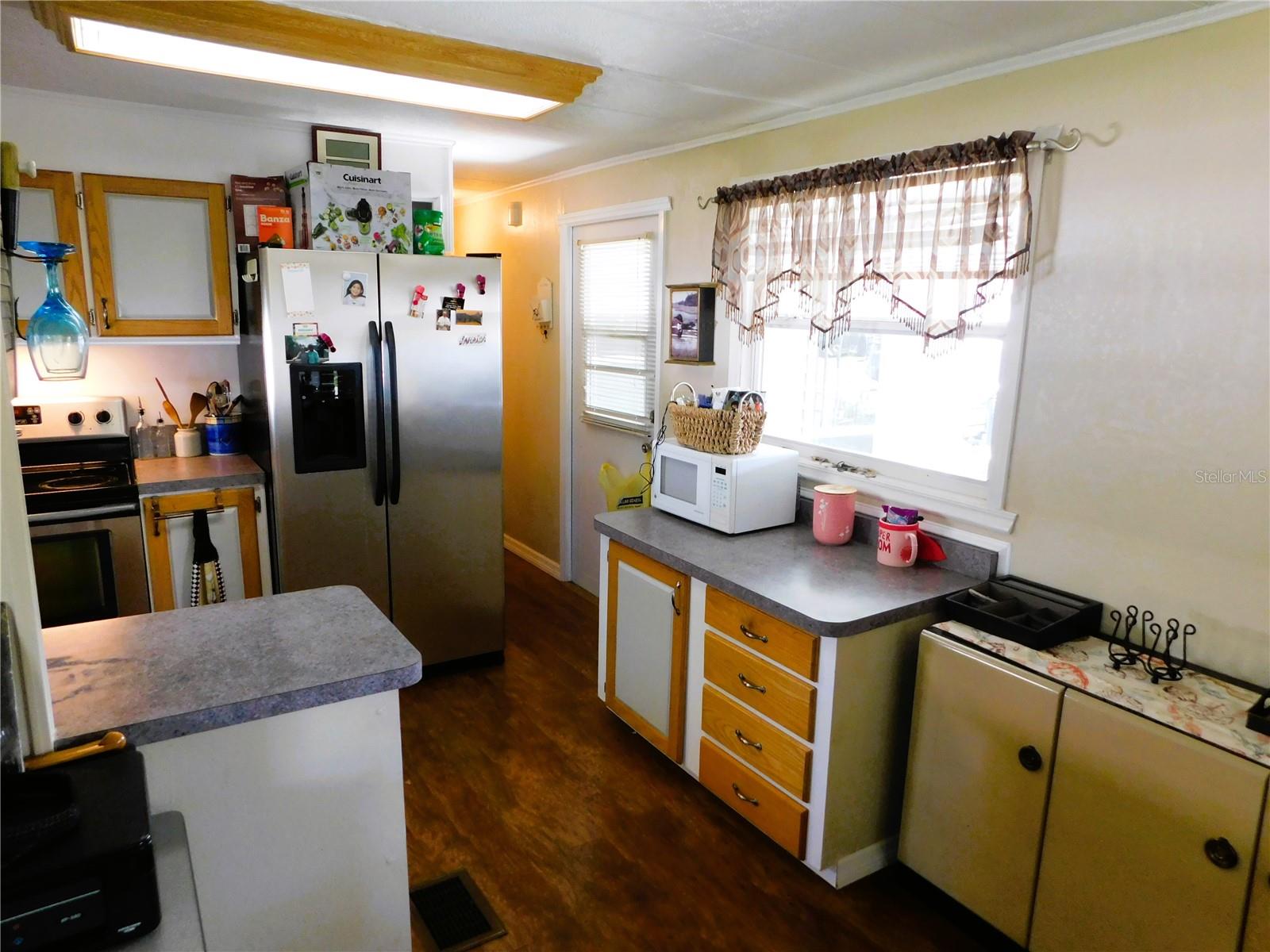 37303 8TH AVE, ZEPHYRHILLS, FL, 33542