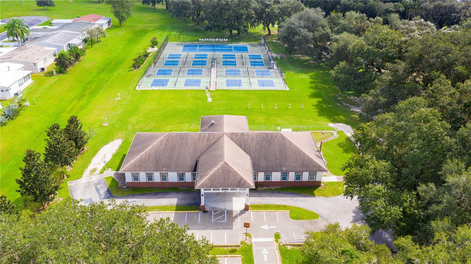37303 8TH AVE, ZEPHYRHILLS, FL, 33542