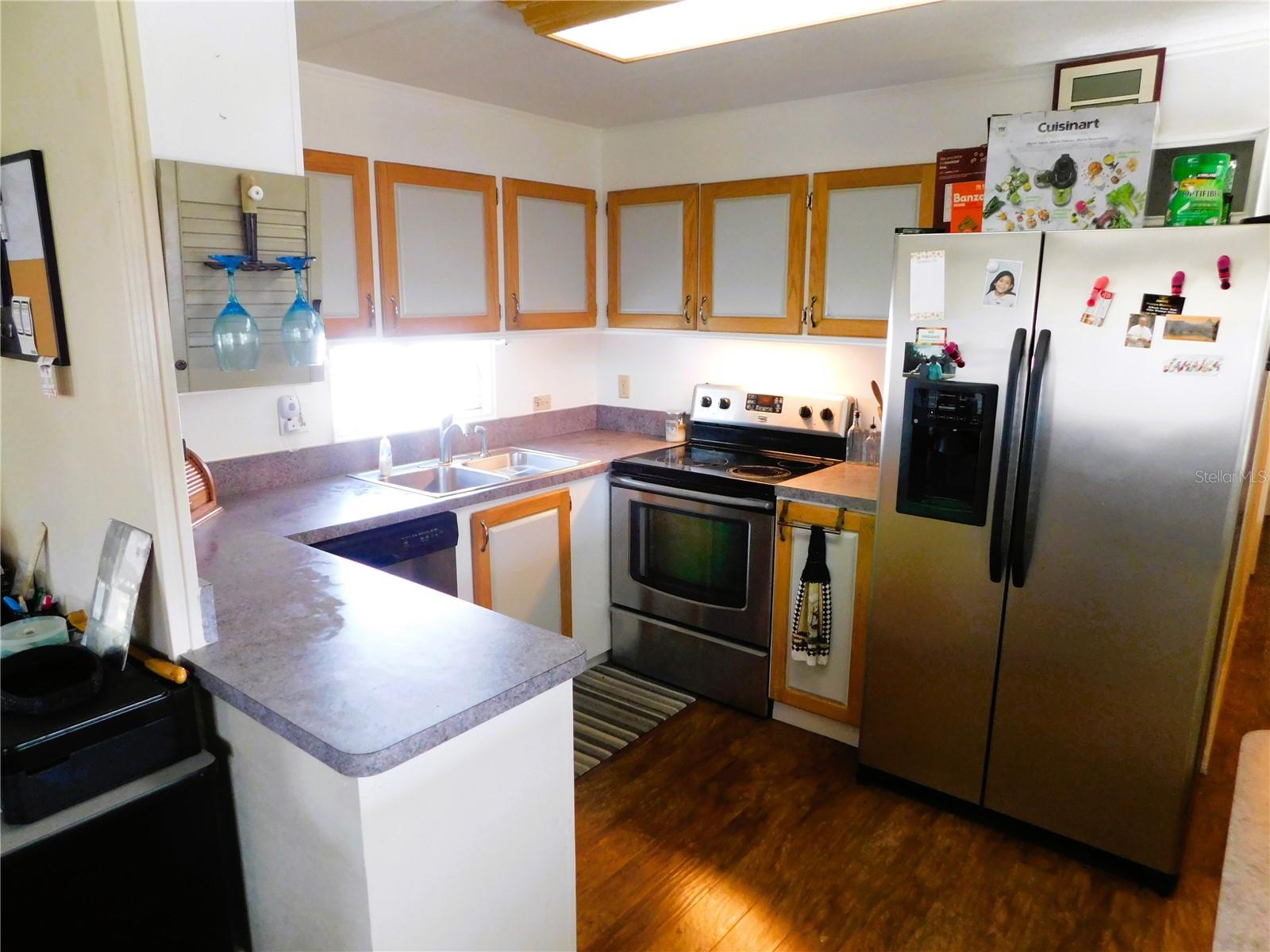 37303 8TH AVE, ZEPHYRHILLS, FL, 33542