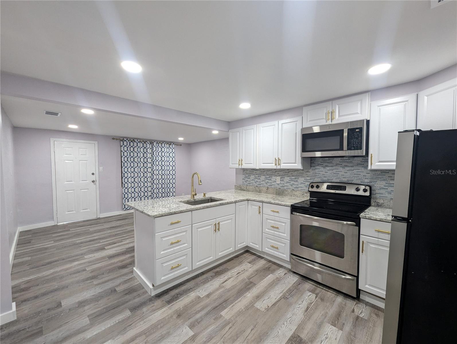 1028 E 93RD AVE #A, TAMPA, FL, 33612