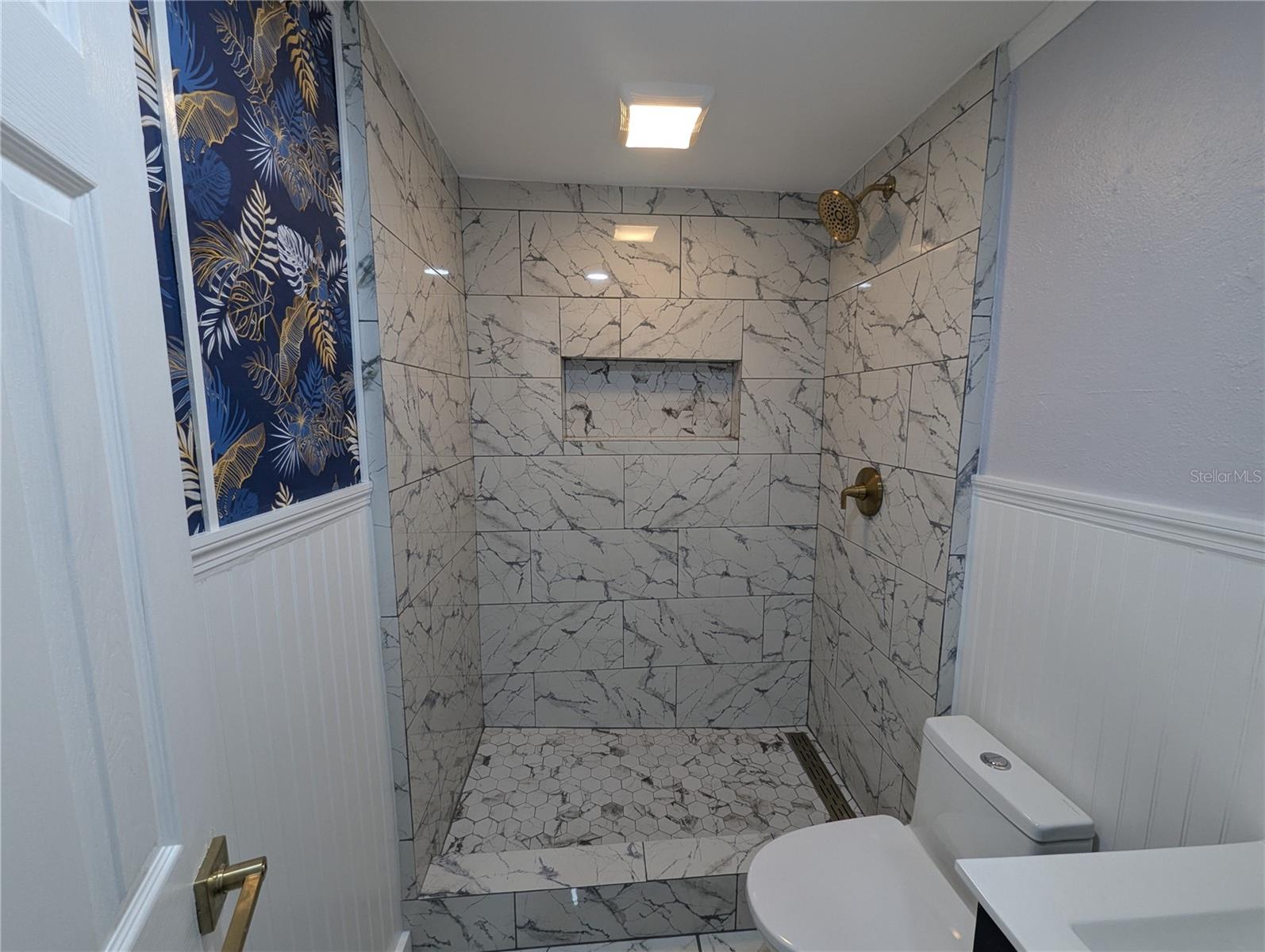 1028 E 93RD AVE #A, TAMPA, FL, 33612