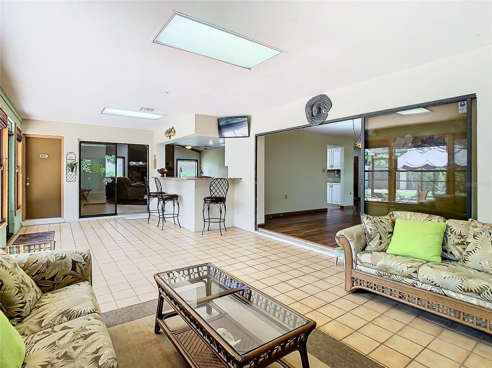 3015 FOREST CLUB DR, PLANT CITY, FL, 33566