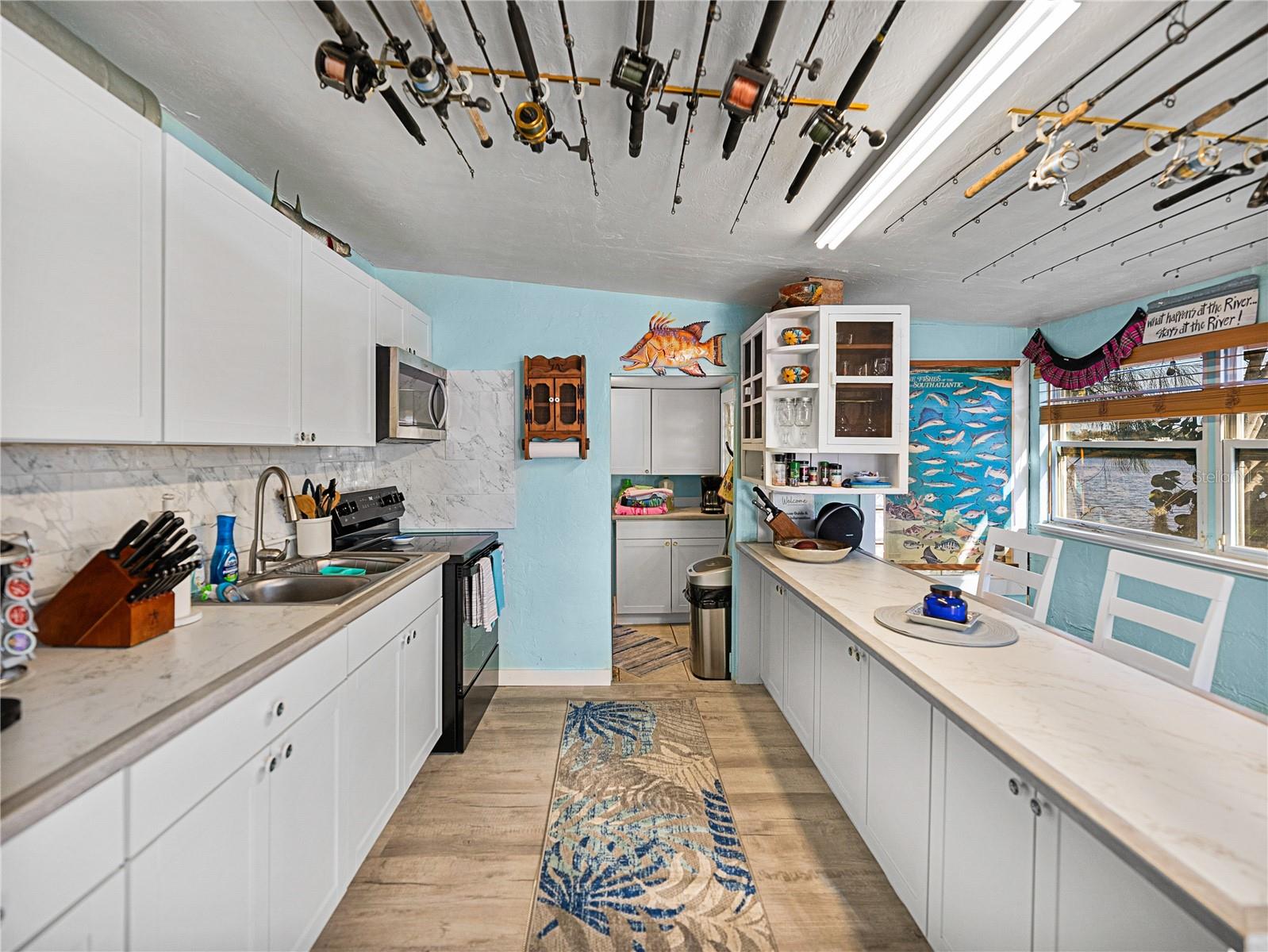 1422 BAYSHORE RD, RUSKIN, FL, 33570